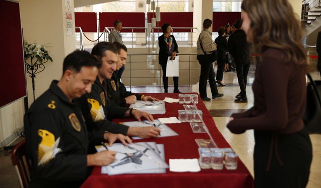 SOLOTÜRK Ekibi ESOGÜ öğrencileriyle buluştu