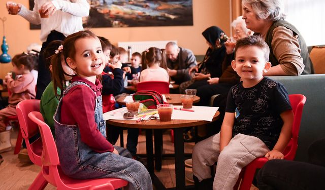 Miniklerin Çizdiği Her Resim, Çocuk Haklarının Sesi Oldu