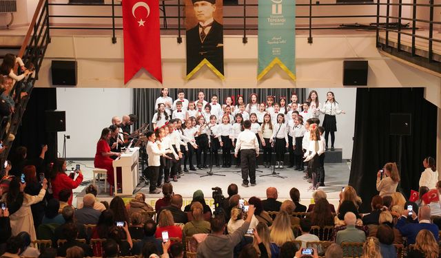 Çocuk Korosu izleyiciyle buluştu