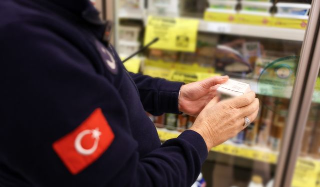 Tarihi Geçmiş Ürünlere El Konuldu