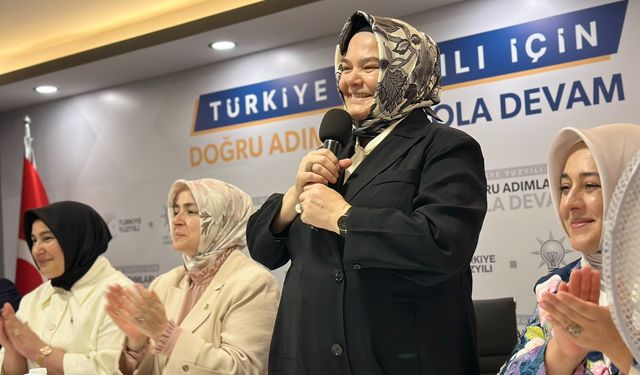 Nice Yaşlara Vekil Anne