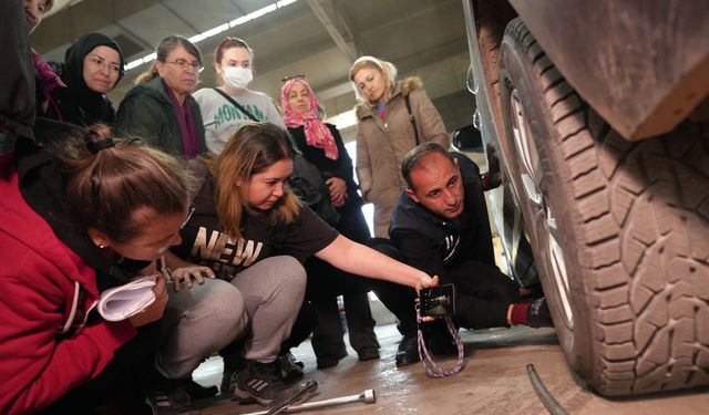 Kadınlar araç bakımında özgüven kazandı