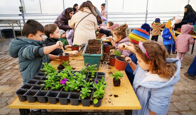 Eskişehirli miniklerin elleri doğaya değdi!