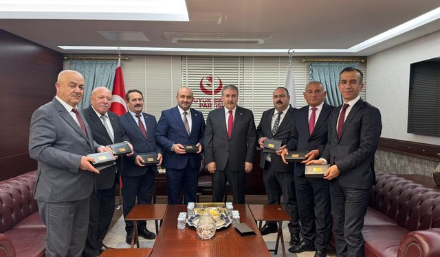 Belediye Başkanları ve AK Parti İl Başkanı, BBP Genel Başkanı Mustafa Destici’yi ziyaret etti