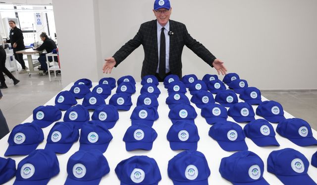 Tekstil Atölyesi'nde şapka üretimi başladı