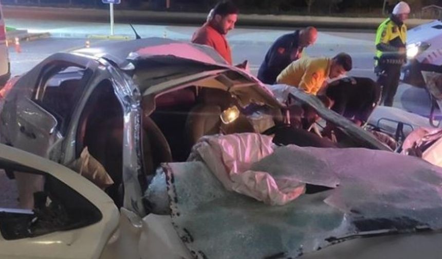 Afyonkarahisar'daki kazada 2 kişi hayatını kaybetti