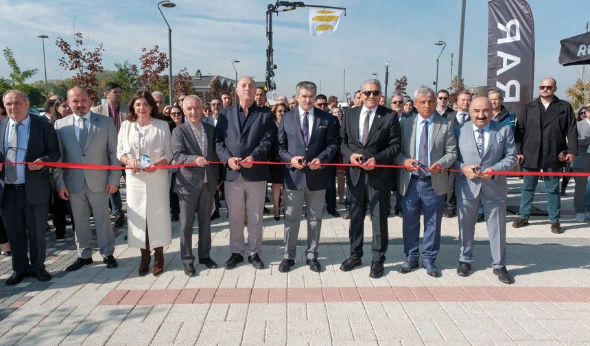 Eskişehir OSB'de 'Fabrika Tedarikçileri Fuarı' açıldı