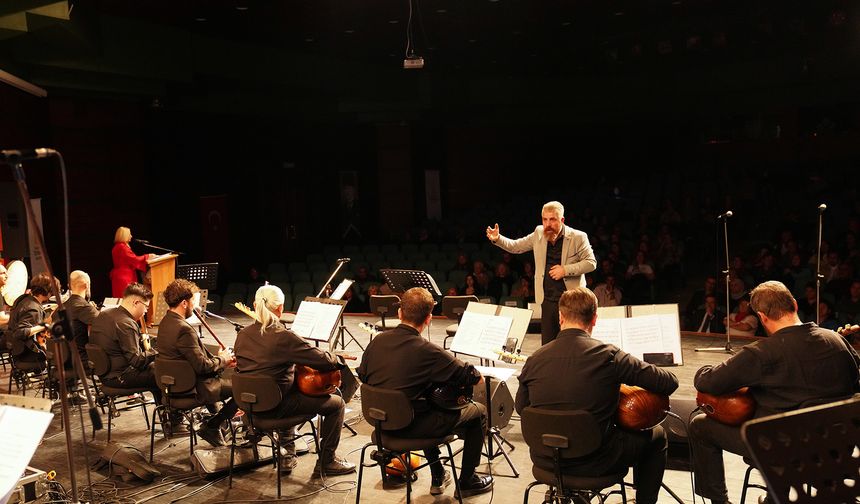 Şarkılar öğretmenler için söylendi