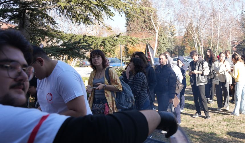 Gastronomi ve Mutfak Sanatları Bölümü öğrencilerinden “Dönem Arası Köfte Molası”