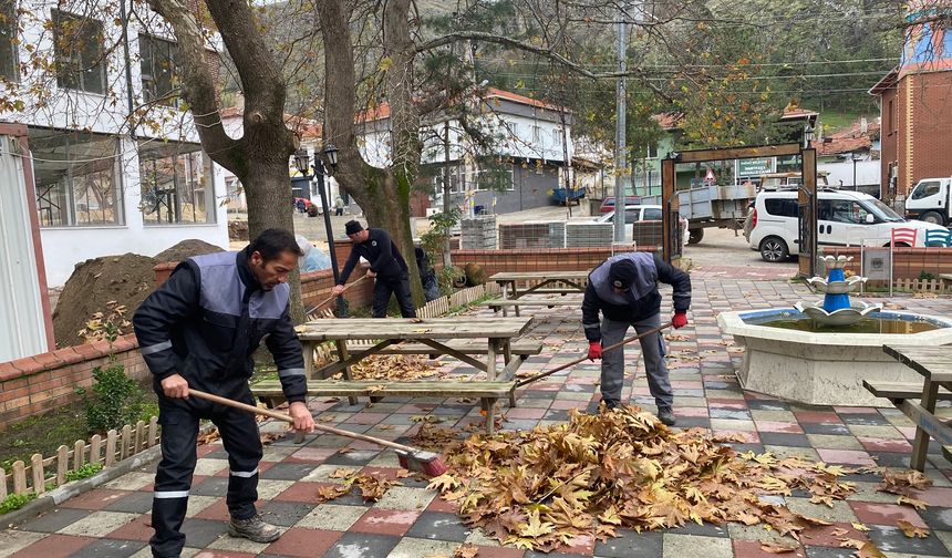 İnönü Belediyesi ilçe genelinde çalışmalarını sürdürüyor