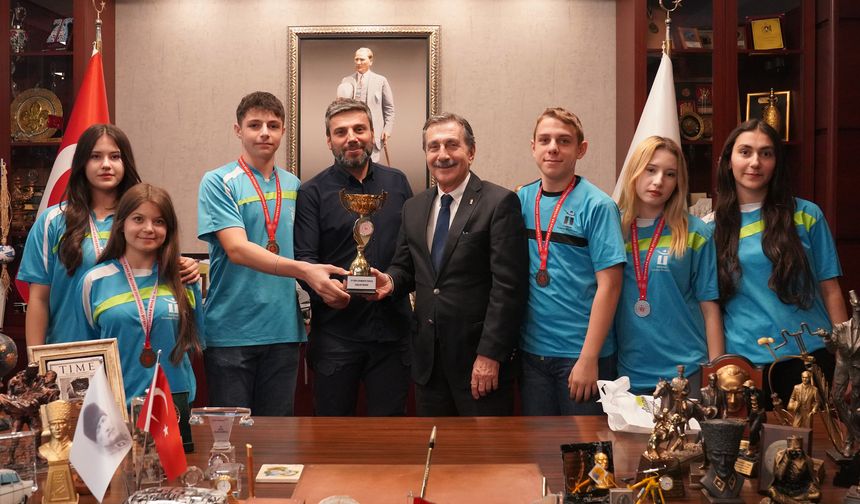 Tepebaşı Spor Kulübü sporcuları Cumhuriyet Kupası’nda ikinci oldu